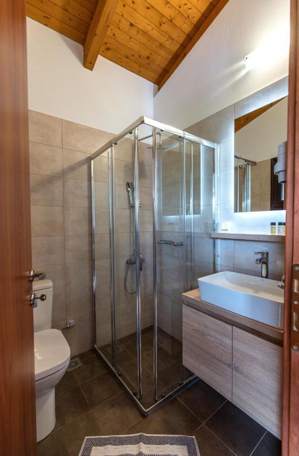 Trizonia Bay Hotel Extérieur photo